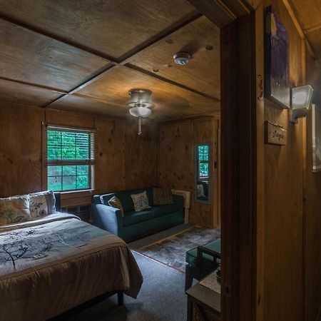 The Sugar Creek Retreat Bed & Breakfast Garfield Ngoại thất bức ảnh
